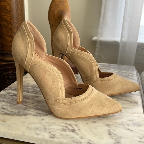 Journey Collection heels - Picture 3 of 4